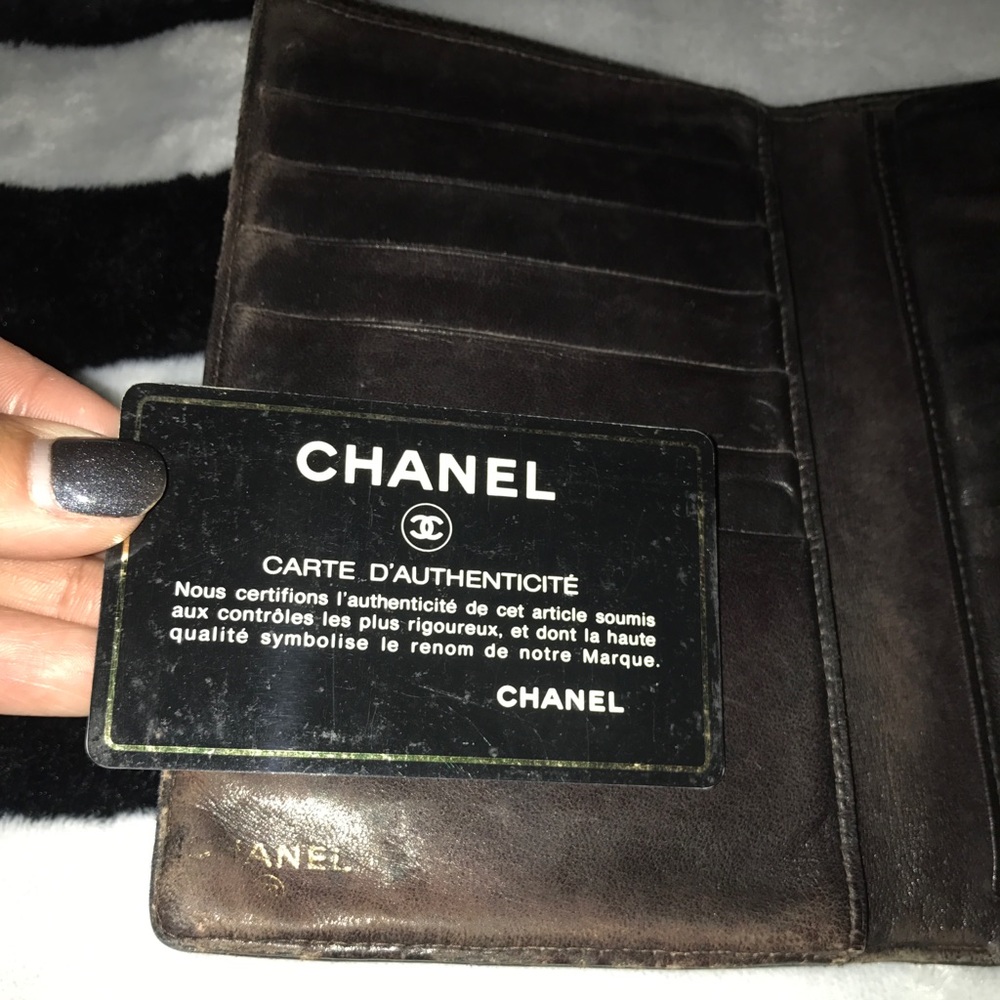 Authentic vintage Cavier Chanel leather wallet